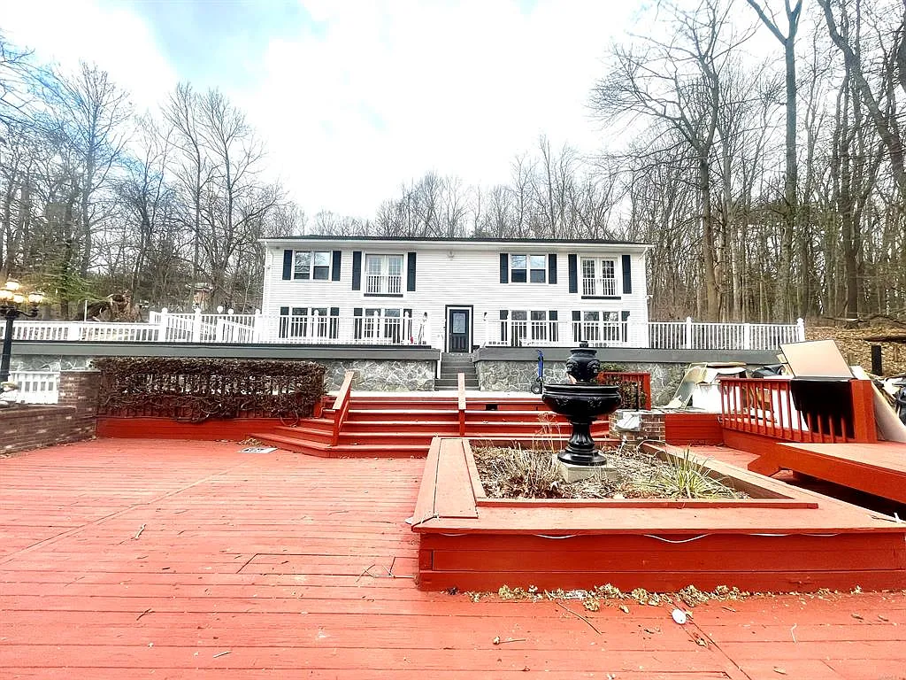 Building Photo - 112 Woodbine St #1