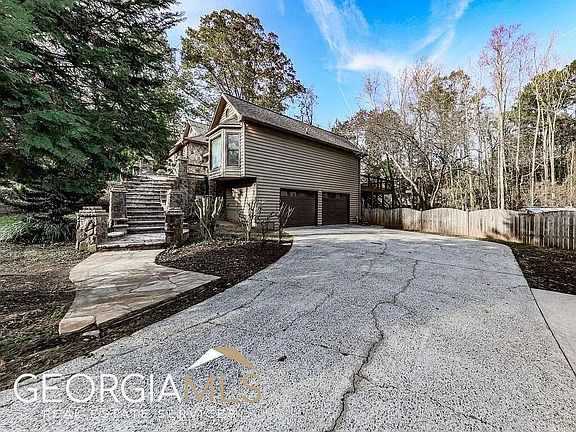 5th image of 2189 Chartwell Dr