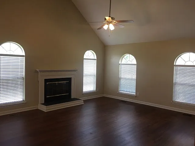 2600 Polo Ct — Photo 4