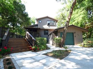 451 Granger Dr, Steinhatchee, FL 32359