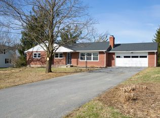 315 Sunset Hill Rd E, Fishkill, NY 12524