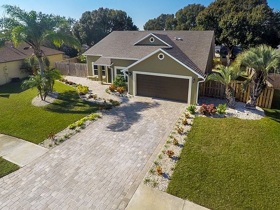 5th image of 1450 Ambra Dr