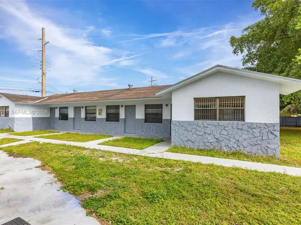 4120 SW 19th St, Hollywood, FL 33023