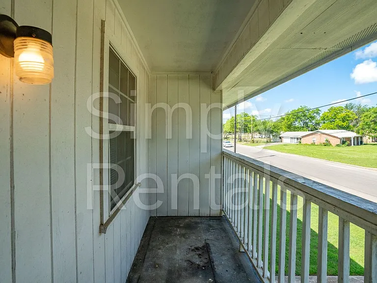 1220 Texas St — Photo 38