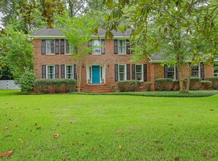114 Dorchester Ave, Summerville, SC 29483