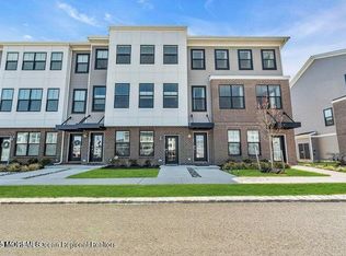 50 Midway Rd S, Farmingdale, NJ 07727