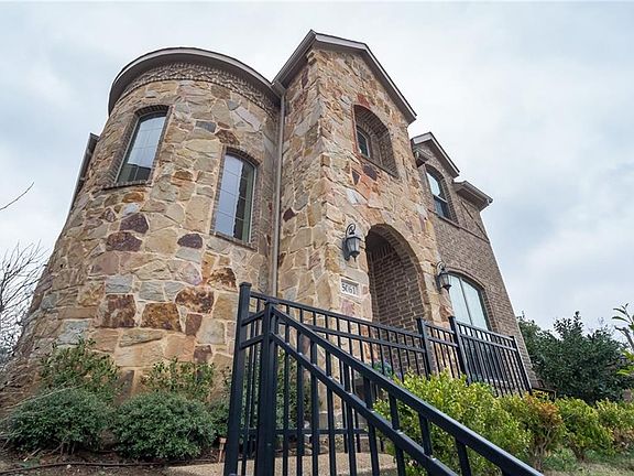 2nd image of 5061 Empire Way