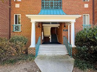 11807 Breton Ct APT 2B, Reston, VA 20191