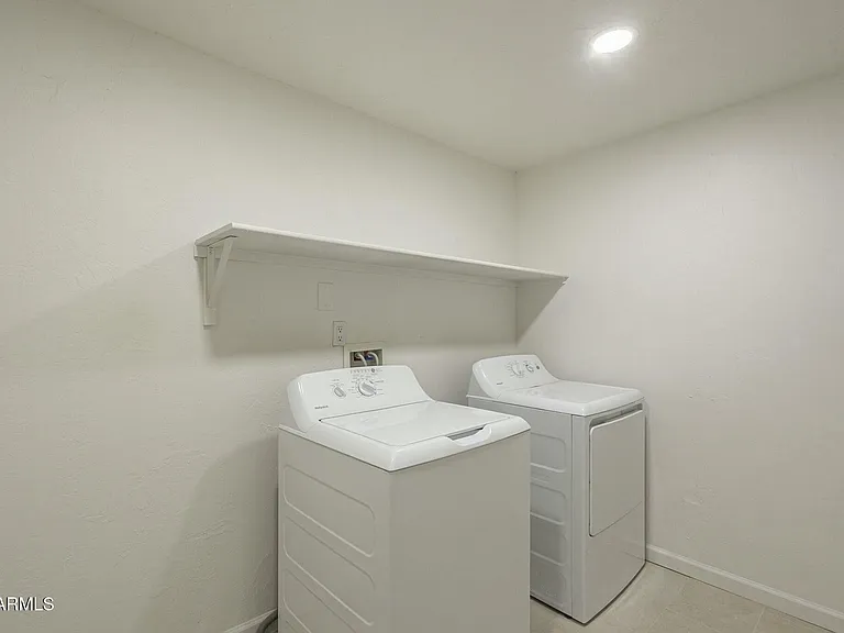 3650 E Eugie Ave — Photo 13