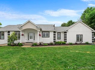 11815 Woodside Dr, Middleville, MI 49333