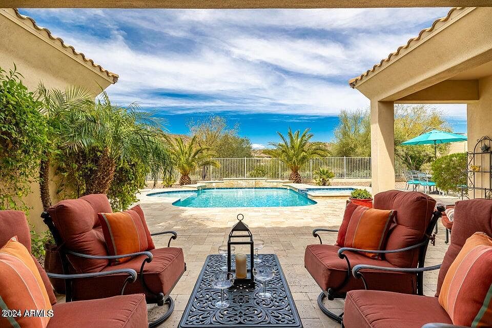 1st image of 18164 W Desert Sage Drive