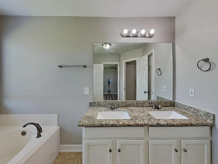8803 Butterstone Ridge Ln — Photo 22