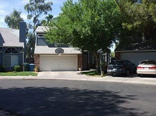1st image of 431 W Renee Dr