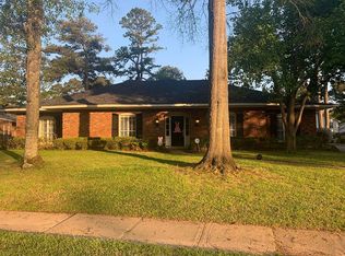 8908 Creswell Rd, Shreveport, LA 71106