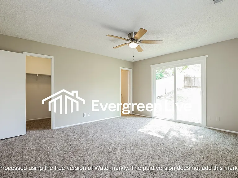 6326 Ridge Tree Dr — Photo 4