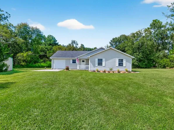 17080 McIntosh Rd, Hilliard, FL 32046