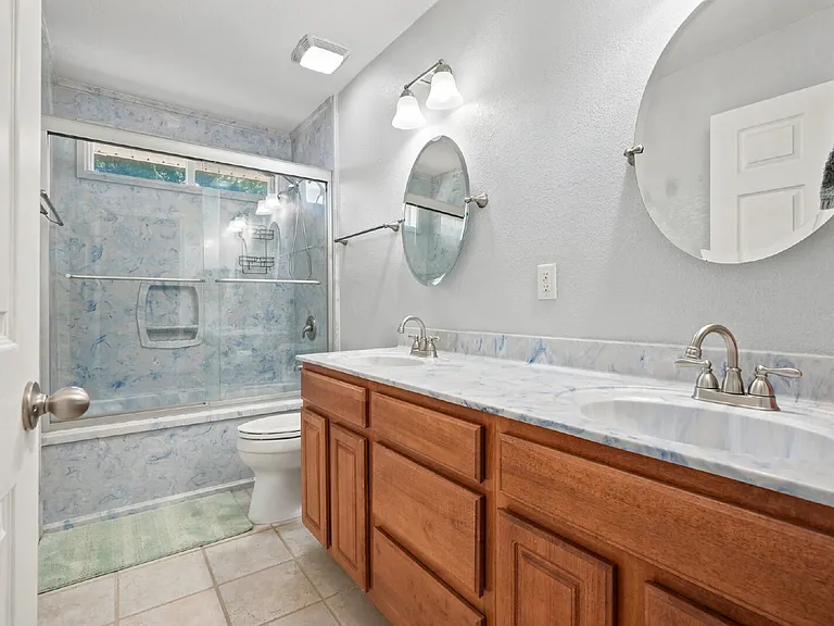 4761 Connor Dr — Photo 16