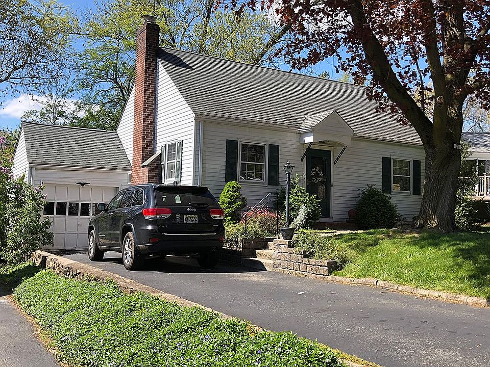 2nd image of 31 Highland Ave