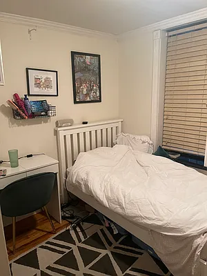 Rented by REAL New York | media 23