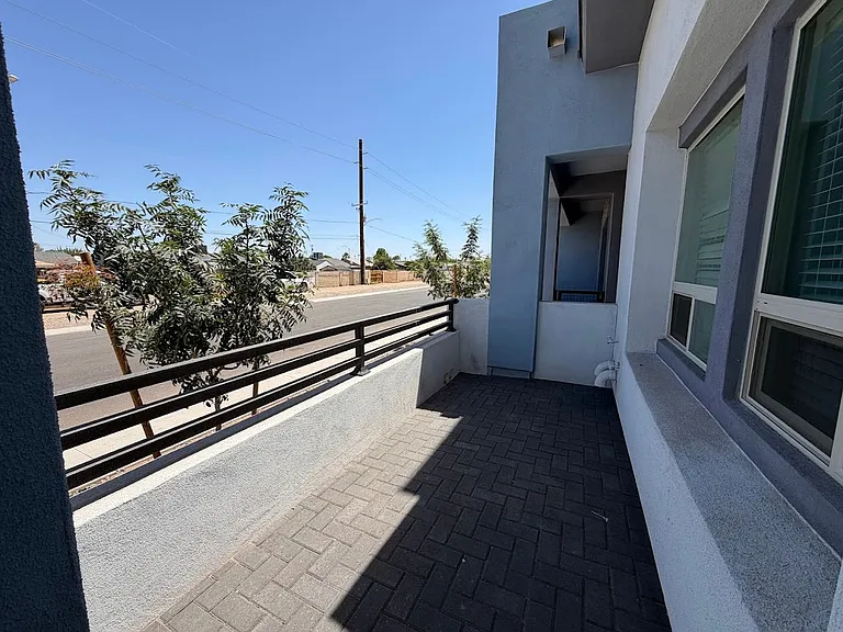 733 E Commonwealth Ave #7 — Photo 2