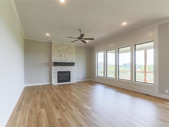 3rd image of 8011 W 166th Ter