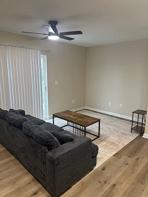2 bed, 2.5 bath, 1200 sqft, $1,200 — Photo 4