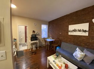 882 Huntington Ave #4, Boston, MA 02115