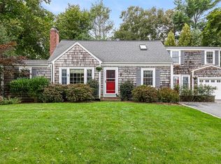 3 Jenks Garden Ln, Barrington, RI 02806