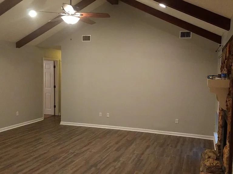 416 Floyd Cir — Photo 5