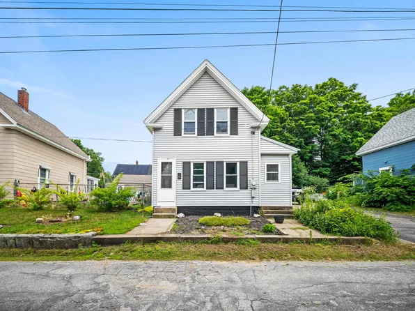13 Crescent Street, Farmington, NH 03835