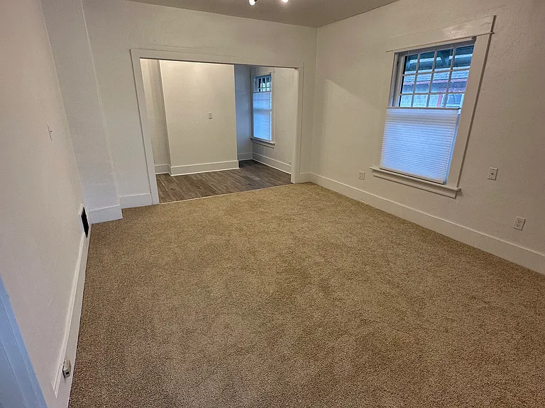 1335 SE Linn St #B — Photo 8
