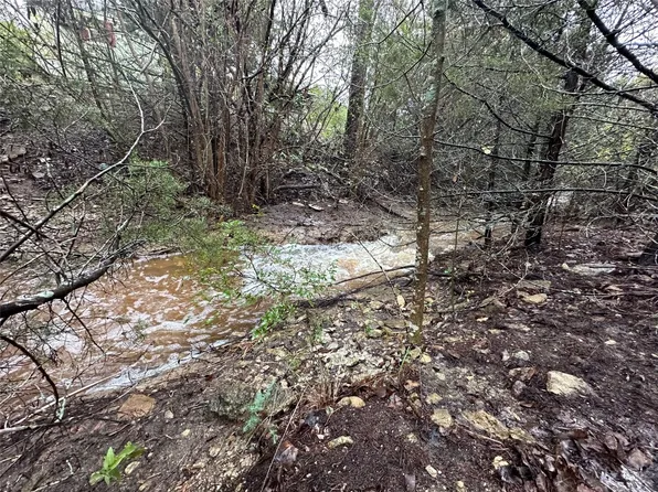 3217 Lakeside Dr, Granbury, TX 76048
