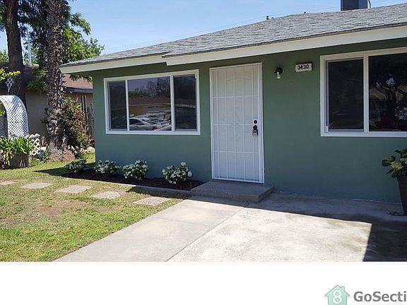 2nd image of 3430 N Claremont Ave