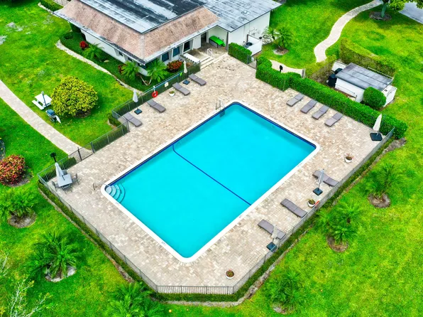 830 Greensward Court #105-H, Delray Beach, FL 33445