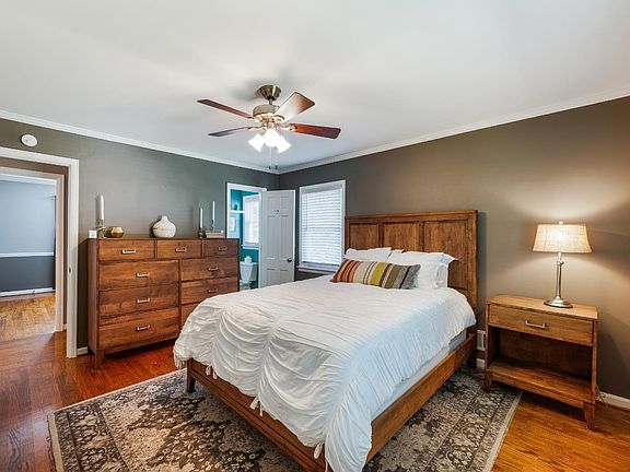 5th image of 2416 Castle Pl