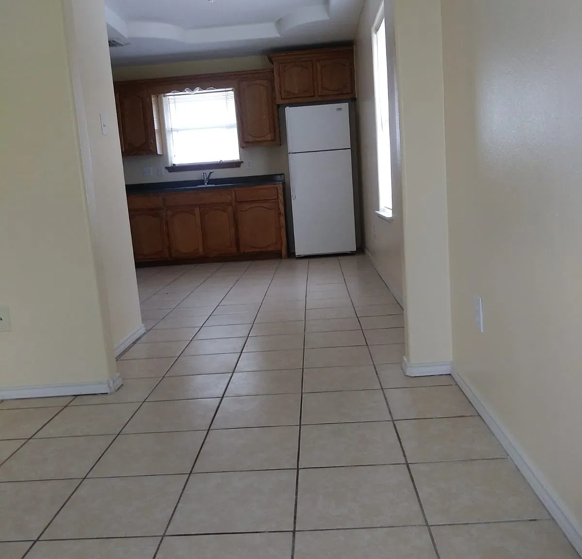 2 bed, $720 — Photo 2