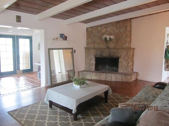 4th image of 126 Santa Clara Dr