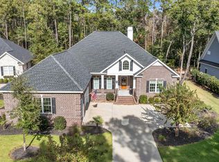 220 Hunters Oak Ct, Pawleys Island, SC 29585