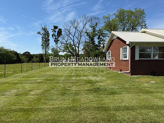 4th image of 3239 Morganton Rd