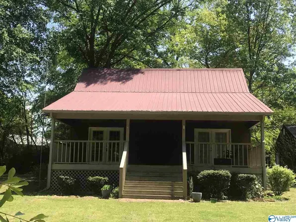 1358 County Road 415, Town Creek, AL 35672