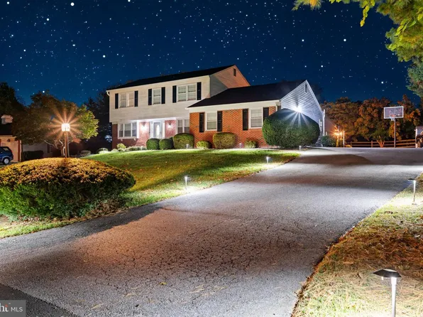 9313 Joey Dr, Ellicott City, MD 21042