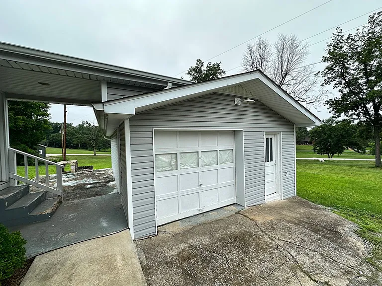 814 Mayfield Hwy — Photo 13