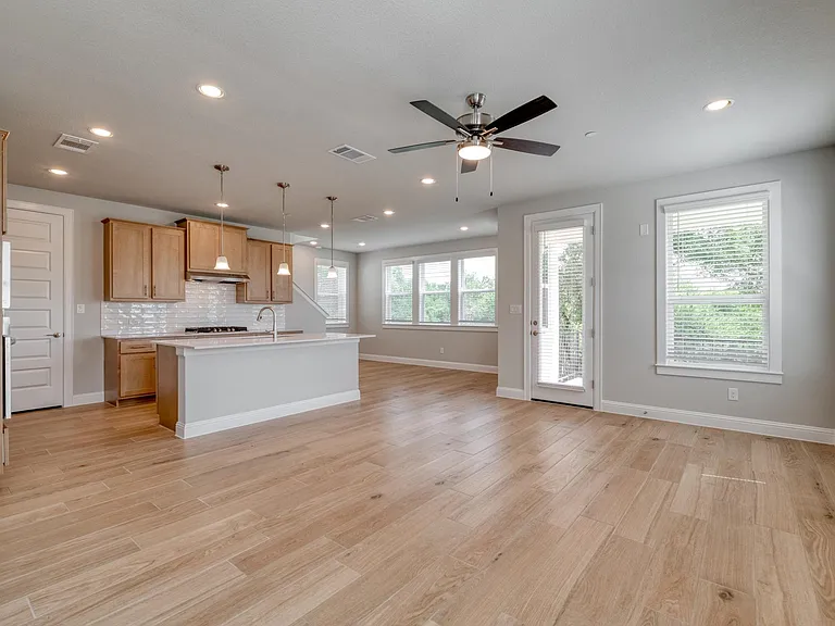 2605 Sam Bass Rd #44 — Photo 5
