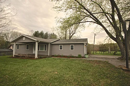 3801 W Woodyard Rd Photo 1