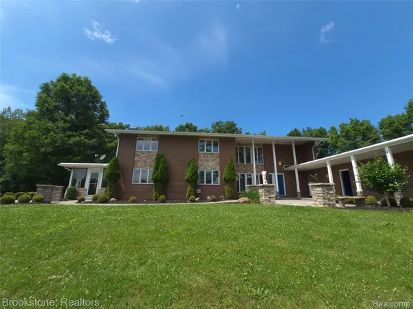 4140 S Henderson Rd, Davison, MI 48423