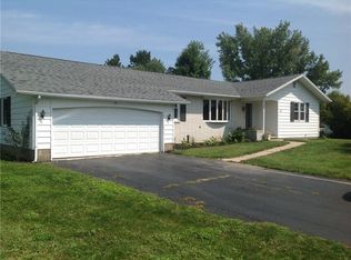 111 Meadow Ln, Corry, PA 16407