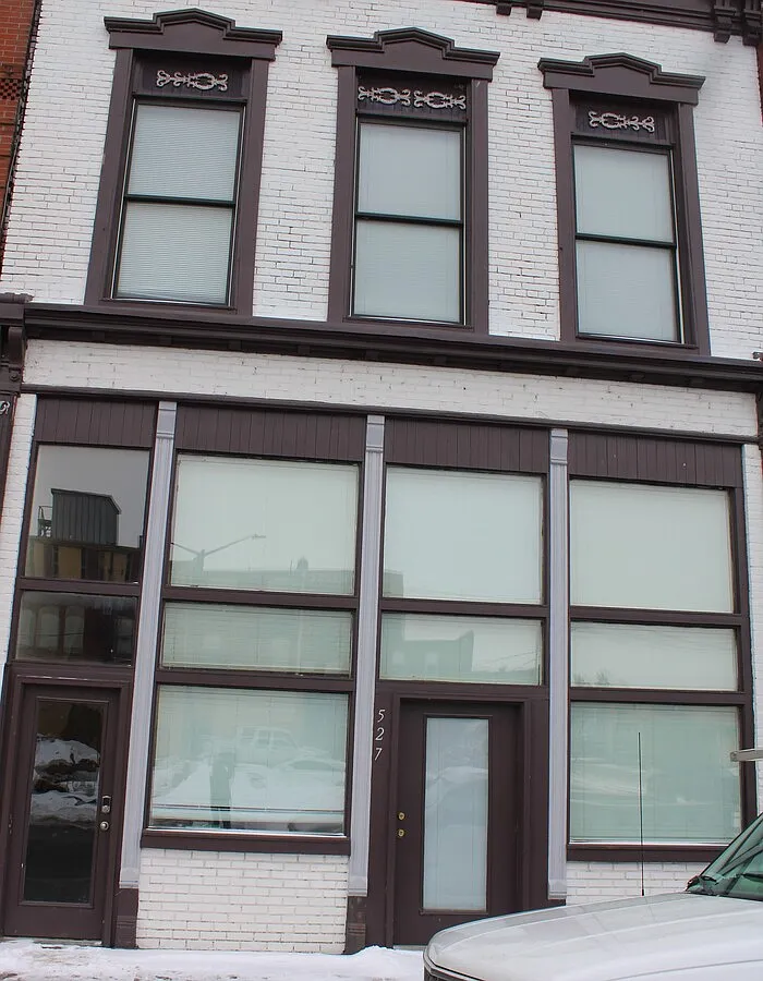 1 bed, 1.0 bath, $1,300 — Photo 1