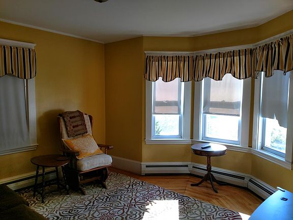 4th image of 4 Fairview Ave #1