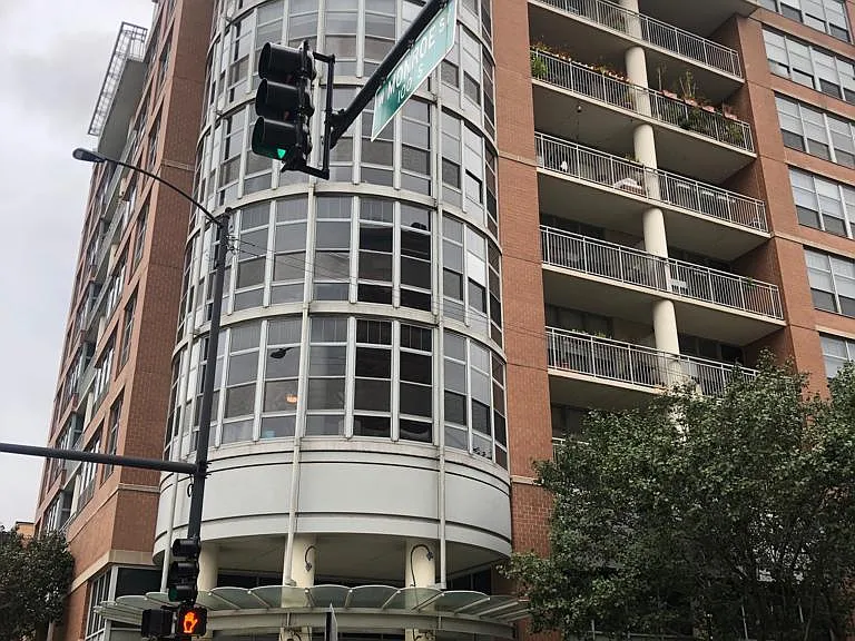 1200 W Monroe St #420 — Photo 26