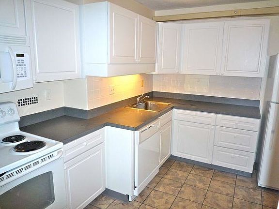 5th image of 101 Monmouth St APT 415
